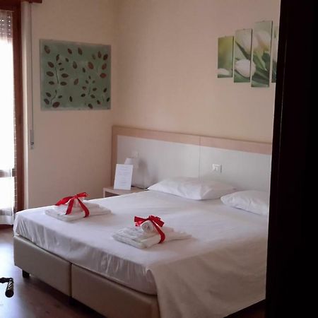 B&B Il Mondo Di Ross Verona Eksteriør bilde