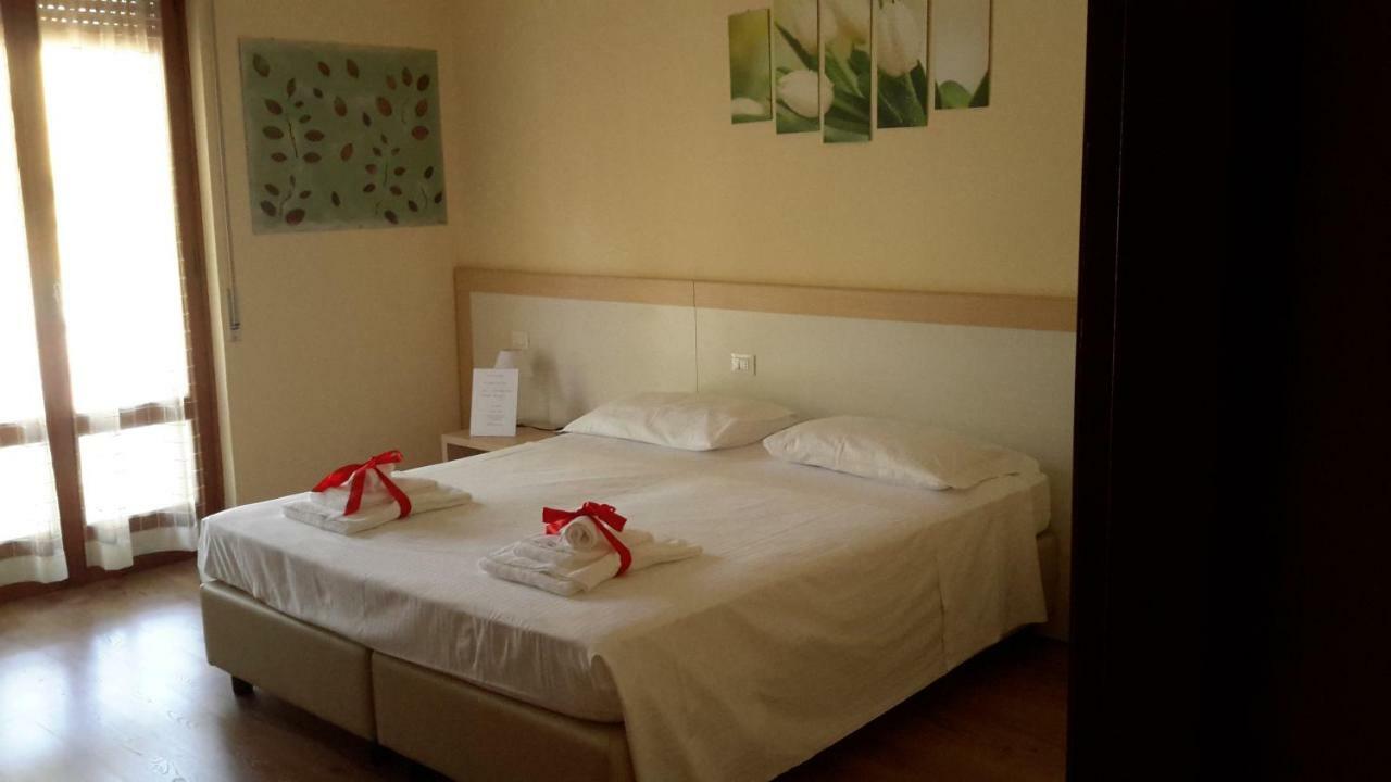 B&B Il Mondo Di Ross Verona Eksteriør bilde
